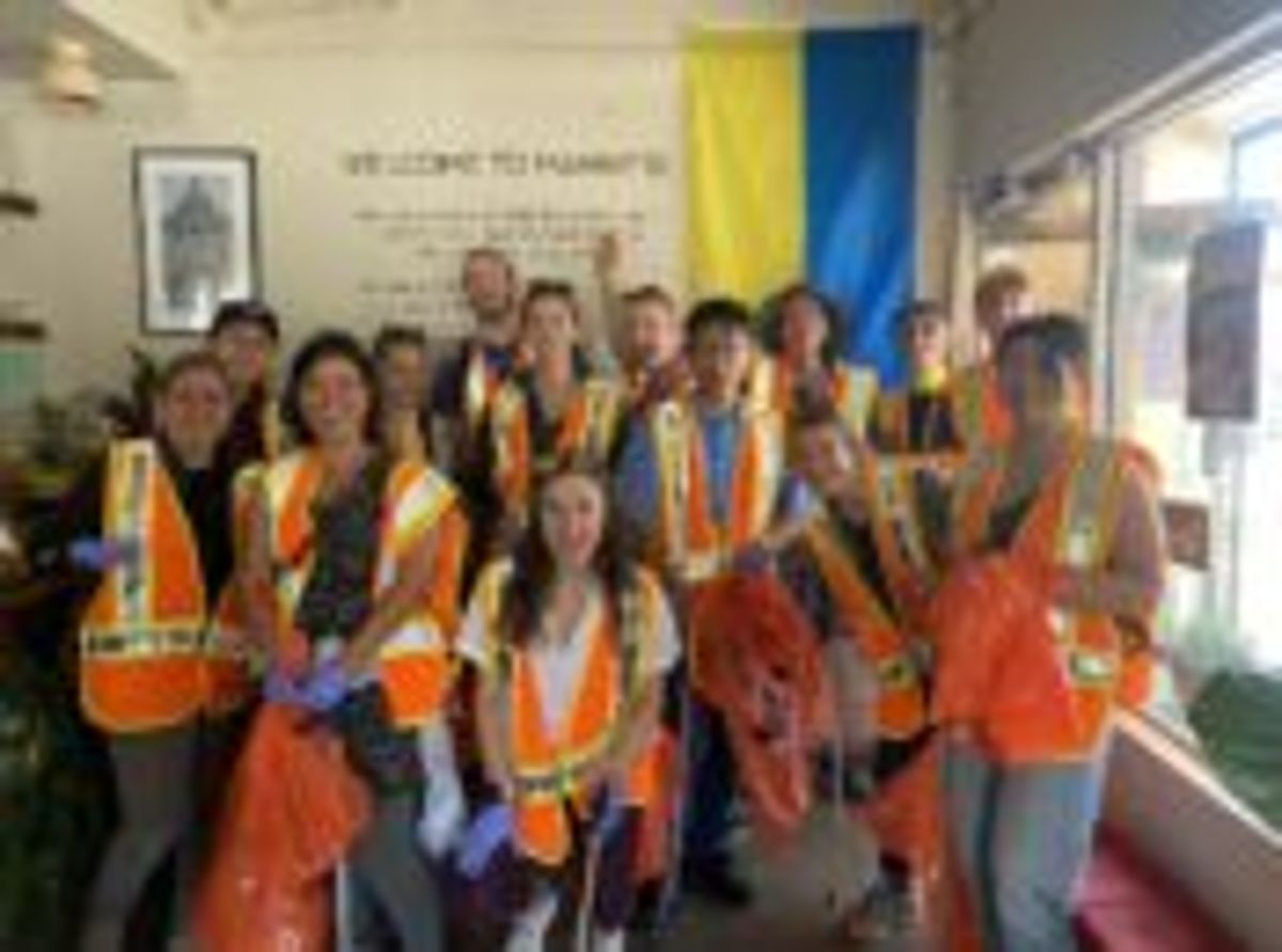 “Manny’s Neighborhood Trash Cleanup” w/ $1 Beer & Free Yoga Classes, Free Fries